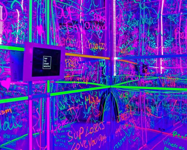 Black Light Photo Booth-2