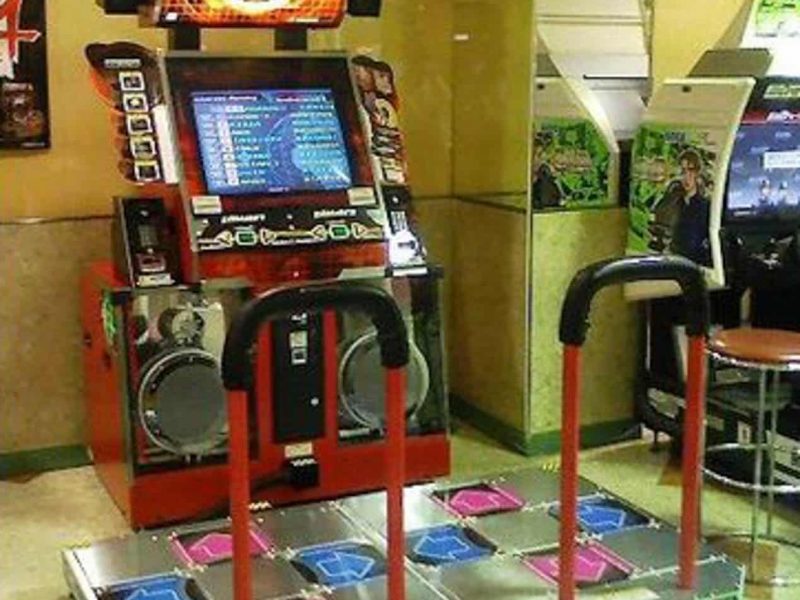 Dance Dance Revolution (DDR)