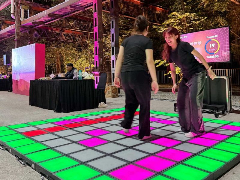 Flash Floor